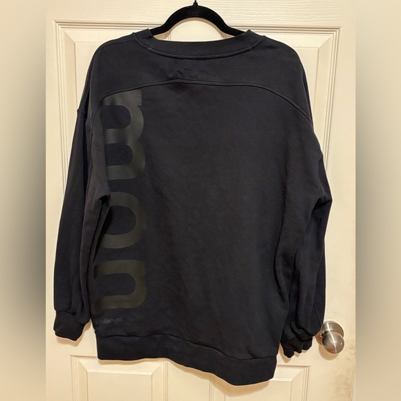 Lululemon Perfectly Oversized Crew Graphic - Black - Size 8 - Picture 2 of 3